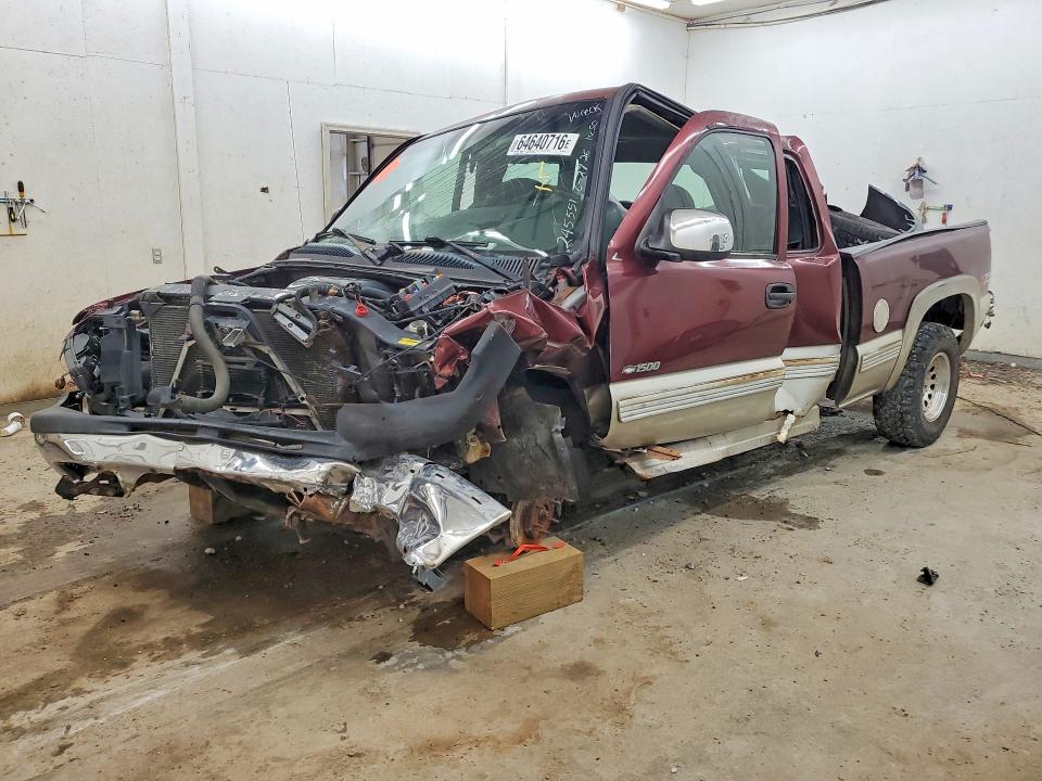 CHEVROLET SILVERADO 2002 with VIN 2GCEK19T521404714 - Photo from auction