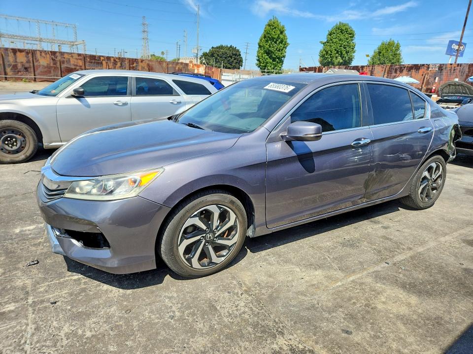 Photo 1 from auction – 2016 HONDA ACCORD with VIN 1HGCR2F86GA062035