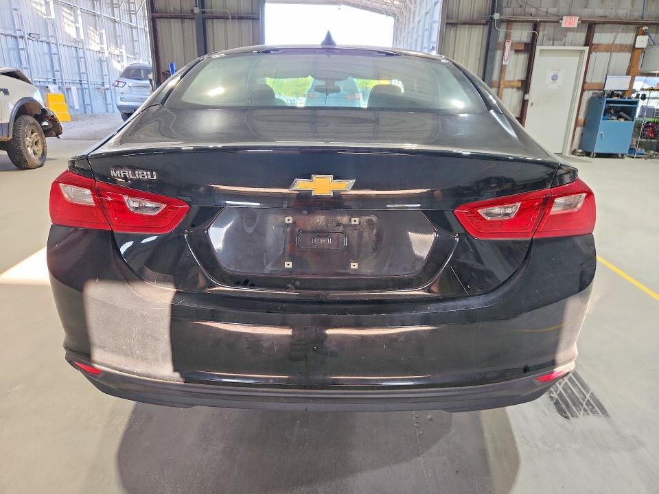 Photo 6 from auction – 2020 CHEVROLET MALIBU with VIN 1G1ZB5ST4LF010689