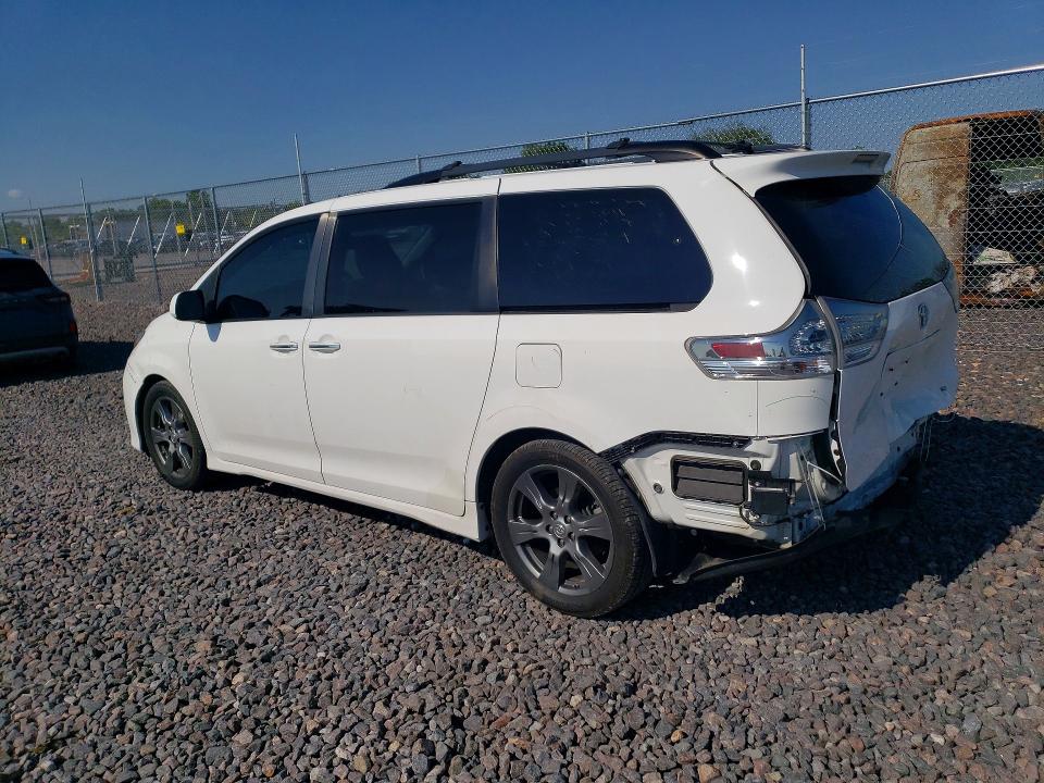 Photo 2 from auction – 2017 TOYOTA SIENNA with VIN 5TDXZ3DC2HS821149