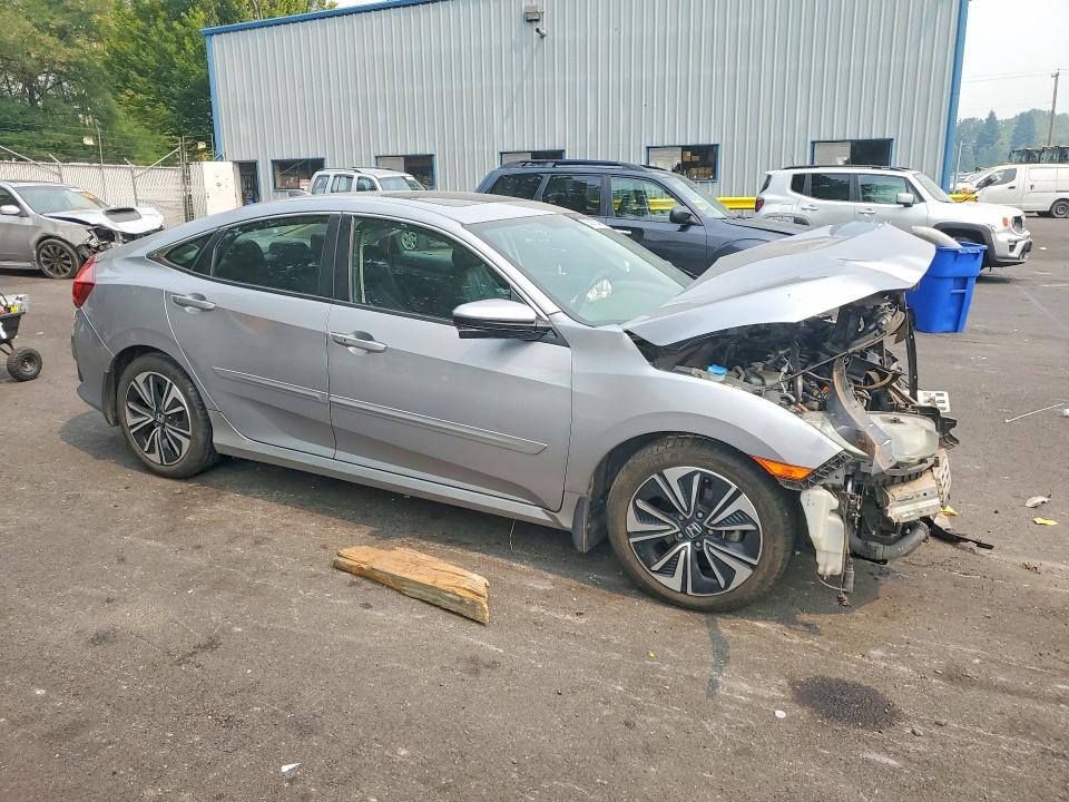صورة رقم 4 من المزاد - 2016 HONDA CIVIC مع VIN 2HGFC1F74GH645320