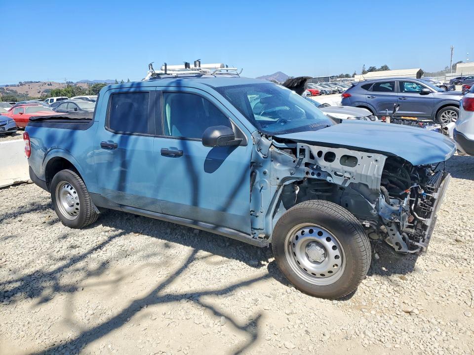 Photo 4 from auction – 2022 FORD MAVERICK with VIN 3FTTW8E37NRA72947