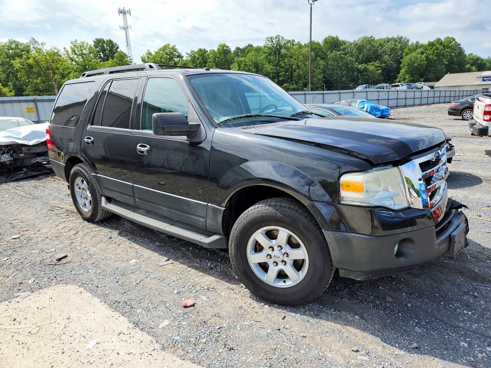 Photo 4 from auction – 2011 FORD EXPEDITION with VIN 1FMJU1G56BEF37831