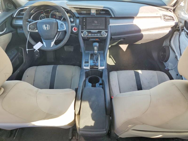 صورة رقم 8 من المزاد - 2017 HONDA CIVIC مع VIN 19XFC2F79HE020798