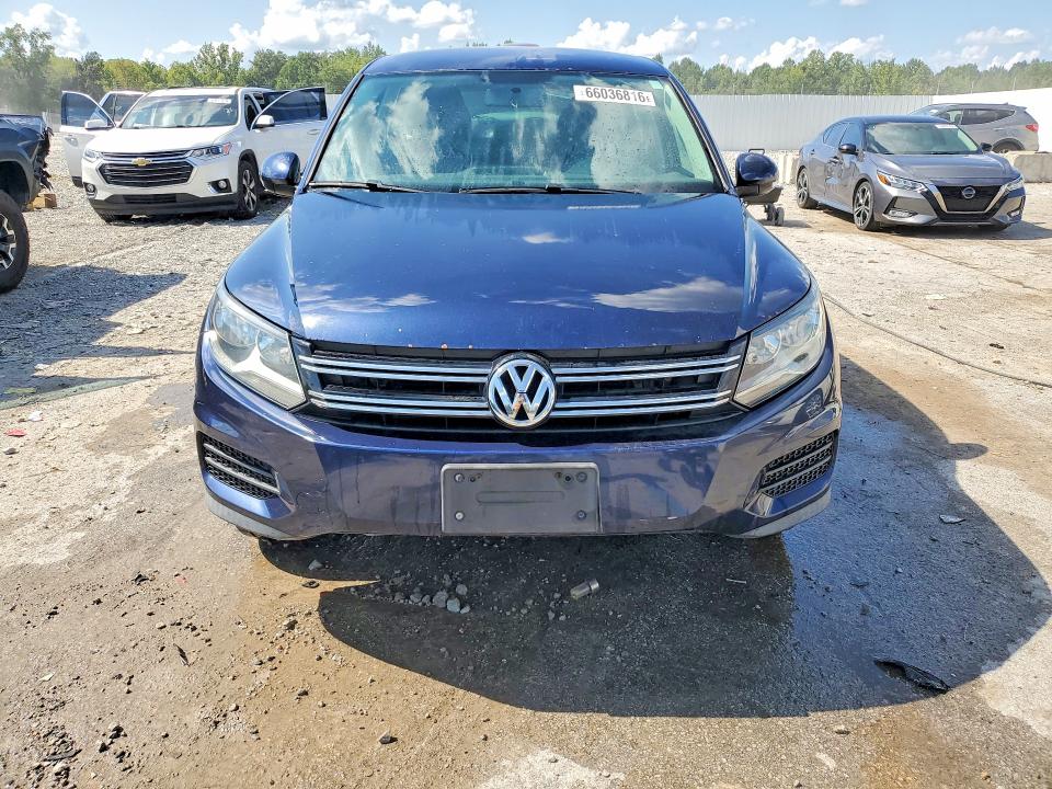 Photo 5 from auction – 2014 VOLKSWAGEN TIGUAN with VIN WVGBV3AX5EW551208
