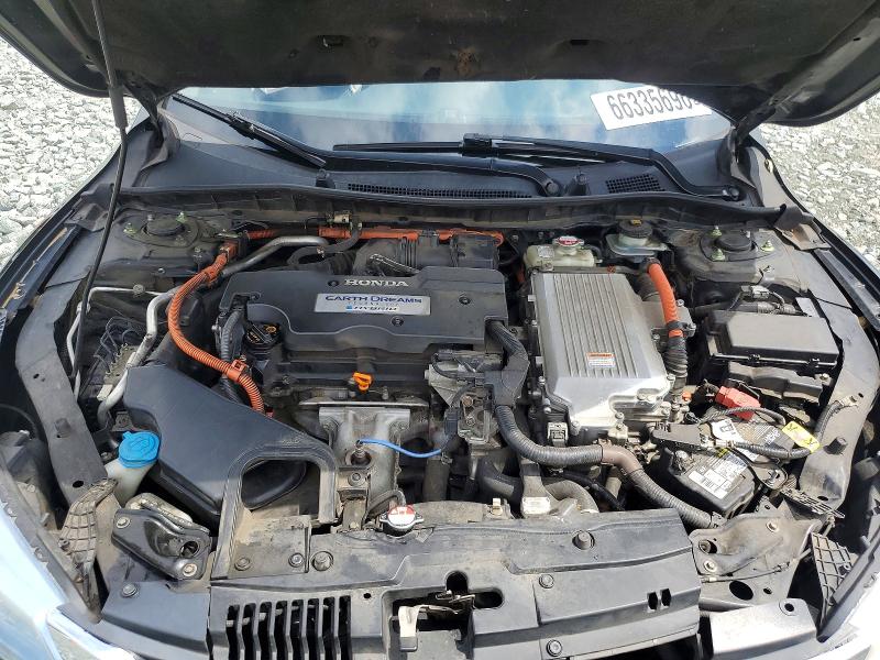 Photo 11 from auction – 2014 HONDA ACCORD with VIN 1HGCR6F70EA009312