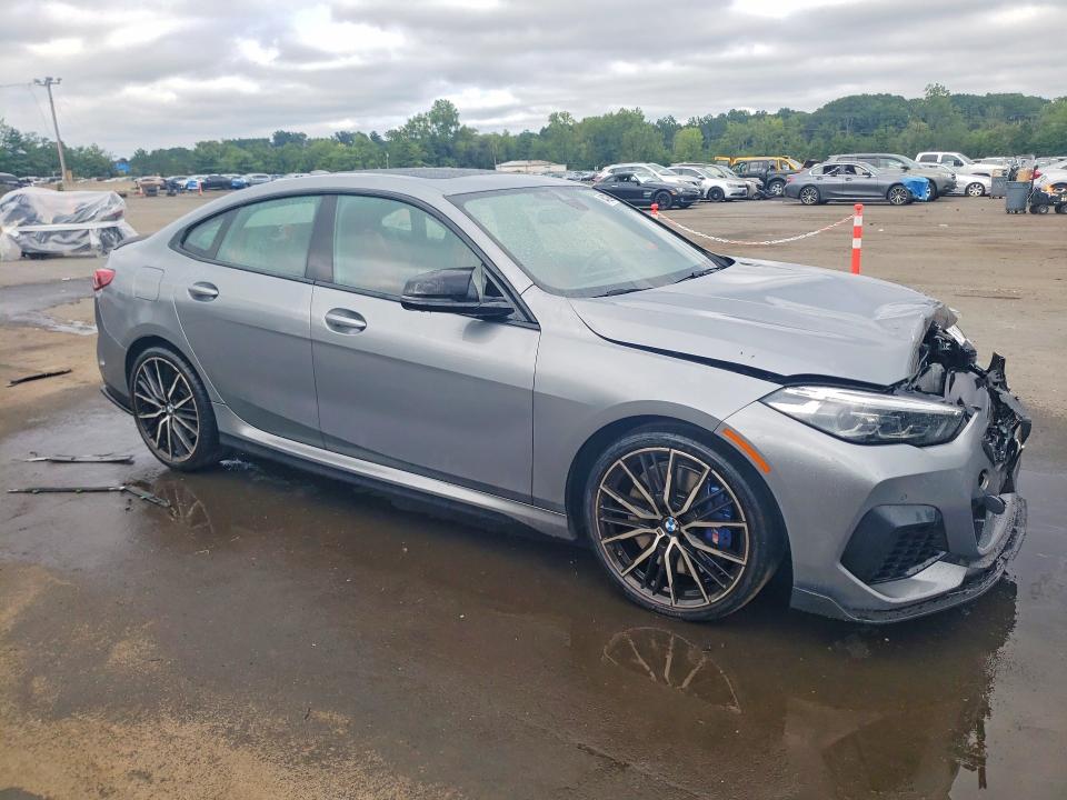 Photo 4 from auction – 2022 BMW M235XI with VIN WBA13AL05N7K08321