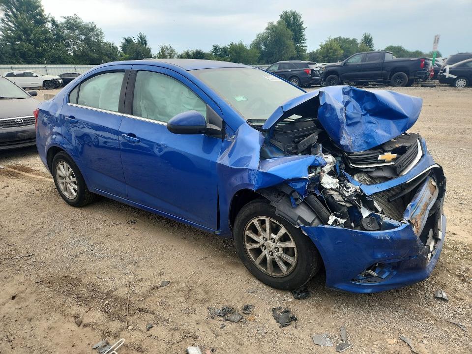 Photo 4 from auction – 2018 CHEVROLET SONIC with VIN 1G1JD5SH3J4140717