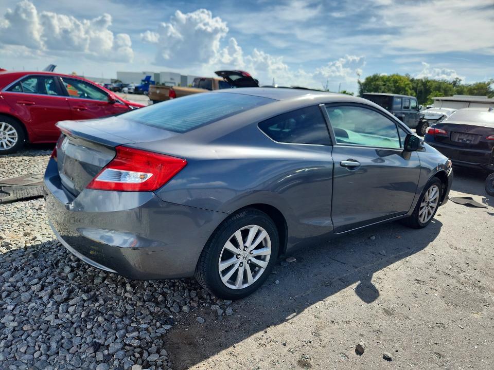 Photo 3 from auction – 2012 HONDA CIVIC with VIN 2HGFG3B02CH528807