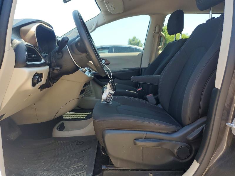 Photo 7 from auction – 2018 CHRYSLER PACIFICA with VIN 2C4RC1AG2JR139537