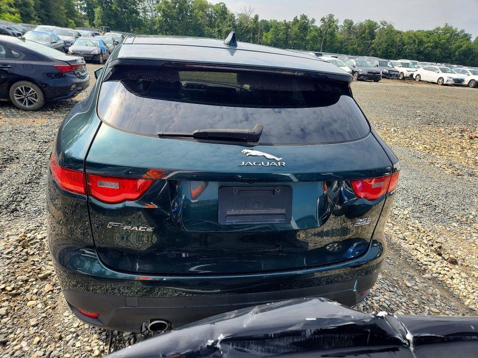 Photo 6 from auction – 2017 JAGUAR F-PACE with VIN SADCJ2BV6HA499671