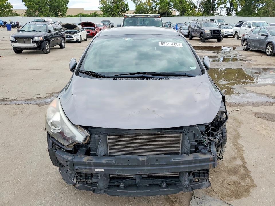 Photo 5 from auction – 2016 KIA FORTE5 with VIN KNAFK5A8XG5637459