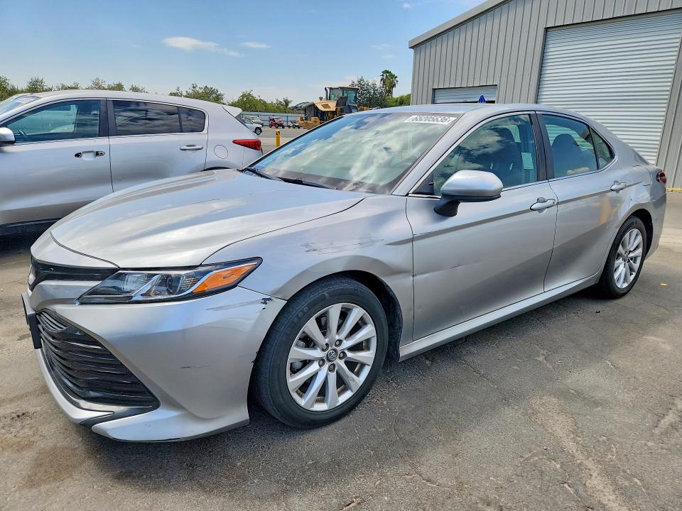 TOYOTA CAMRY 2020 with VIN 4T1C11AK0LU925371 - Photo from auction