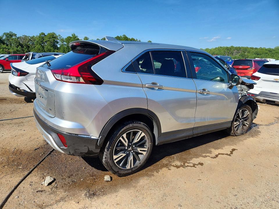 Foto 3 de la subasta – 2026 MITSUBISHI ECLIPSE CROSS con VIN JA4ATWAA4TZ042641