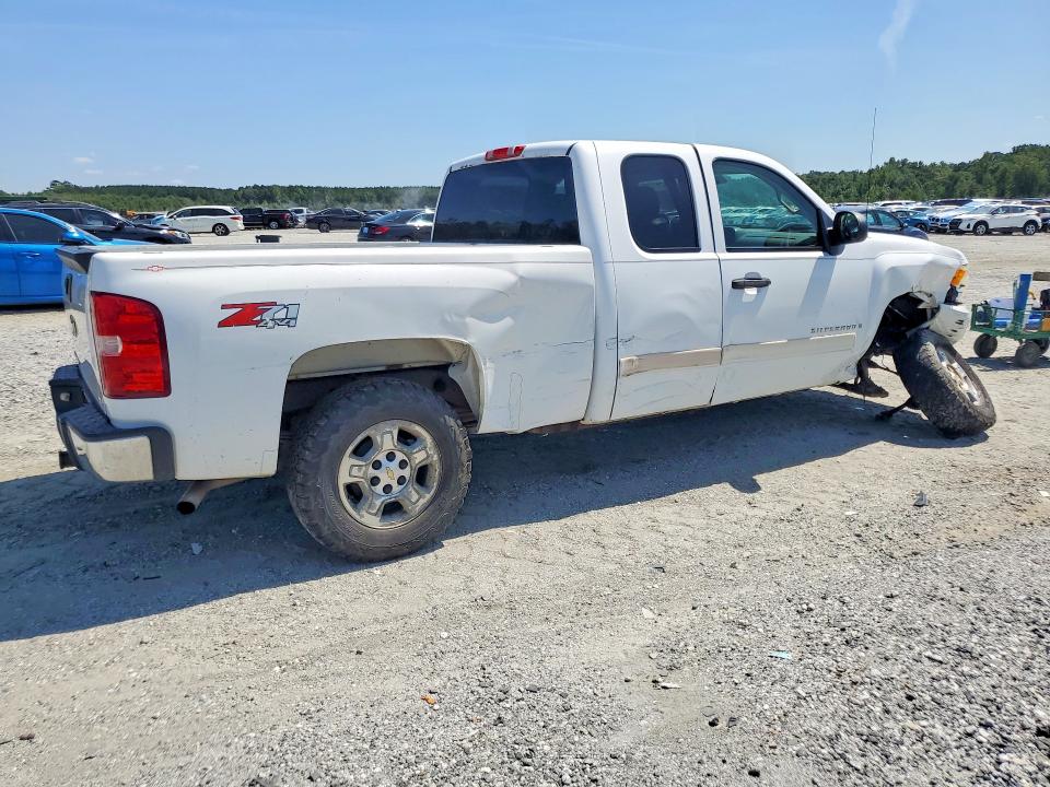 Photo 3 from auction – 2007 CHEVROLET SILVERADO with VIN 2GCEK19J671580600