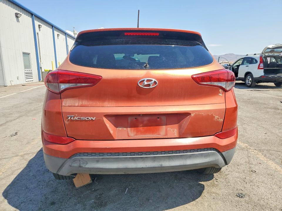 Photo 6 from auction – 2016 HYUNDAI TUCSON with VIN KM8J33A46GU063603