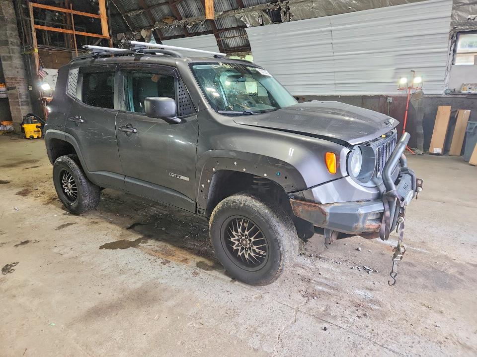 Photo 4 from auction – 2017 JEEP RENEGADE with VIN ZACCJBAB7HPG64050