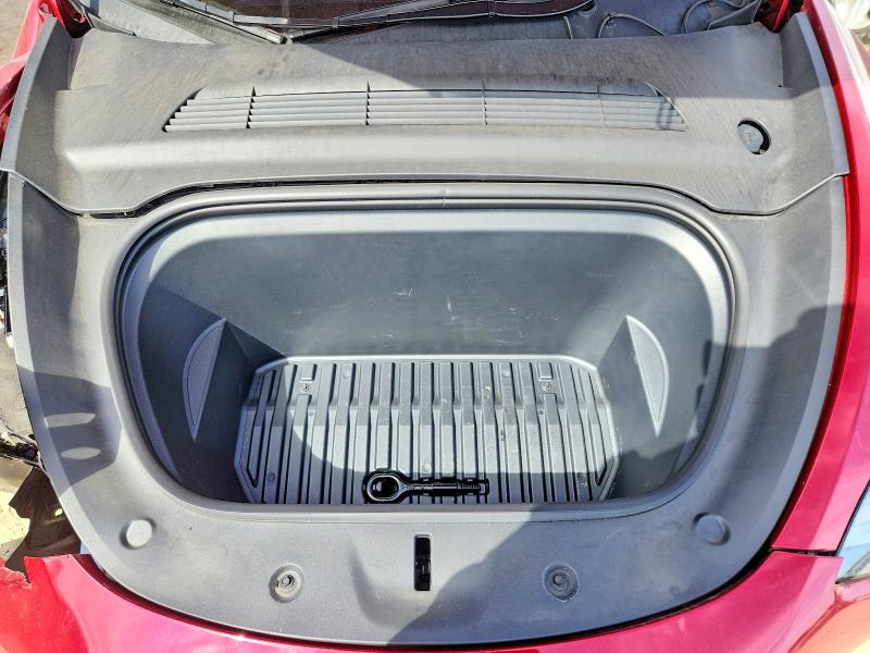 Фото 12 с аукциона – 2024 TESLA MODEL Y с VIN 7SAYGDEE3RF003101
