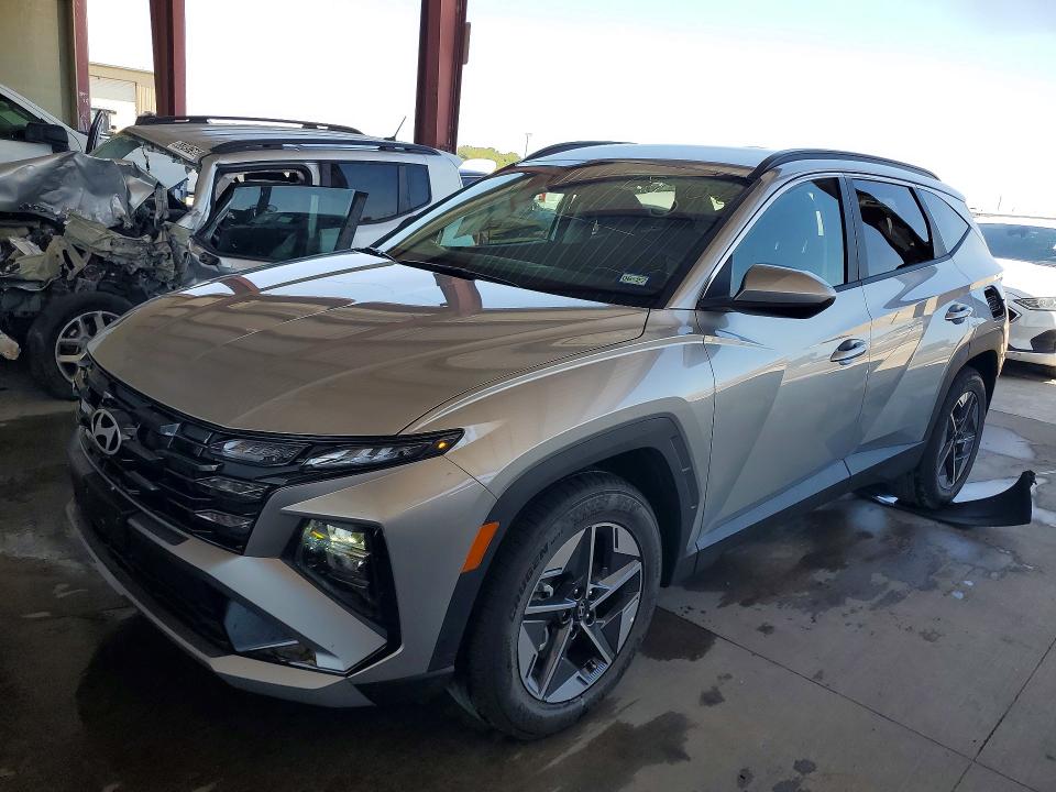 HYUNDAI TUCSON 2026 with VIN 5NMJB3DE5TH752111 - Photo from auction