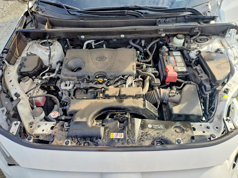 Photo 11 from auction – 2020 TOYOTA RAV4 with VIN JTMW1RFV2LD059062