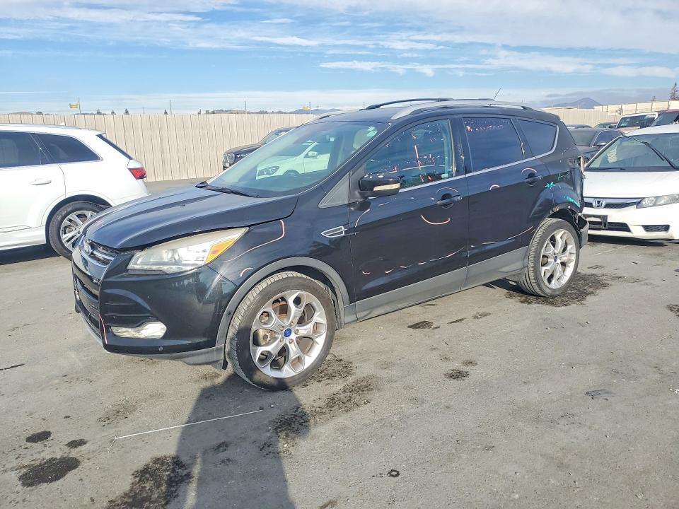 FORD ESCAPE 2013 with VIN 1FMCU9J90DUD39631 - Photo from auction