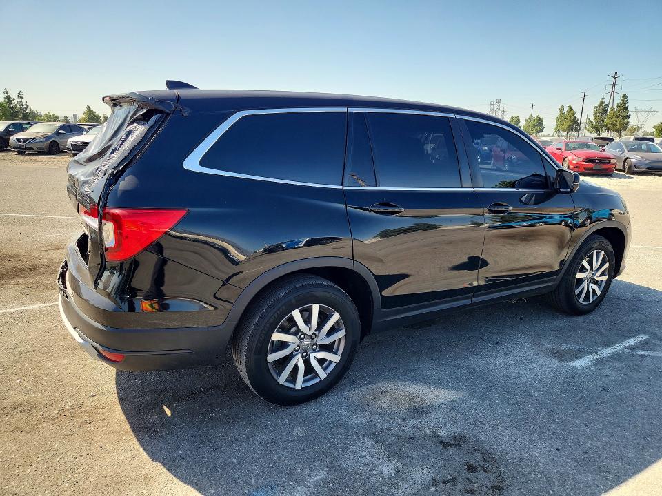 Photo 3 from auction – 2020 HONDA PILOT with VIN 5FNYF5H56LB028759