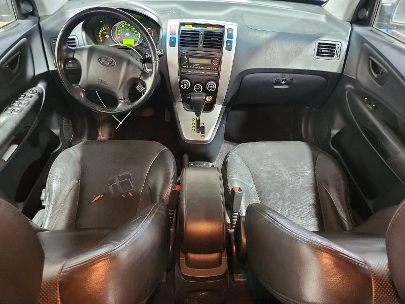 Photo 8 from auction – 2007 HYUNDAI TUCSON with VIN KM8JM72D27U686879