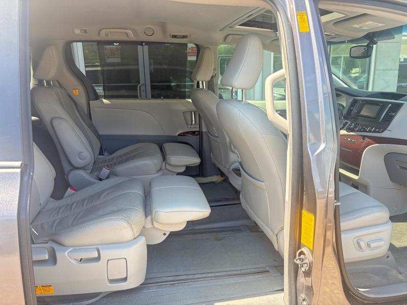 Photo 6 from auction – 2013 TOYOTA SIENNA with VIN 5TDDK3DCXDS061618