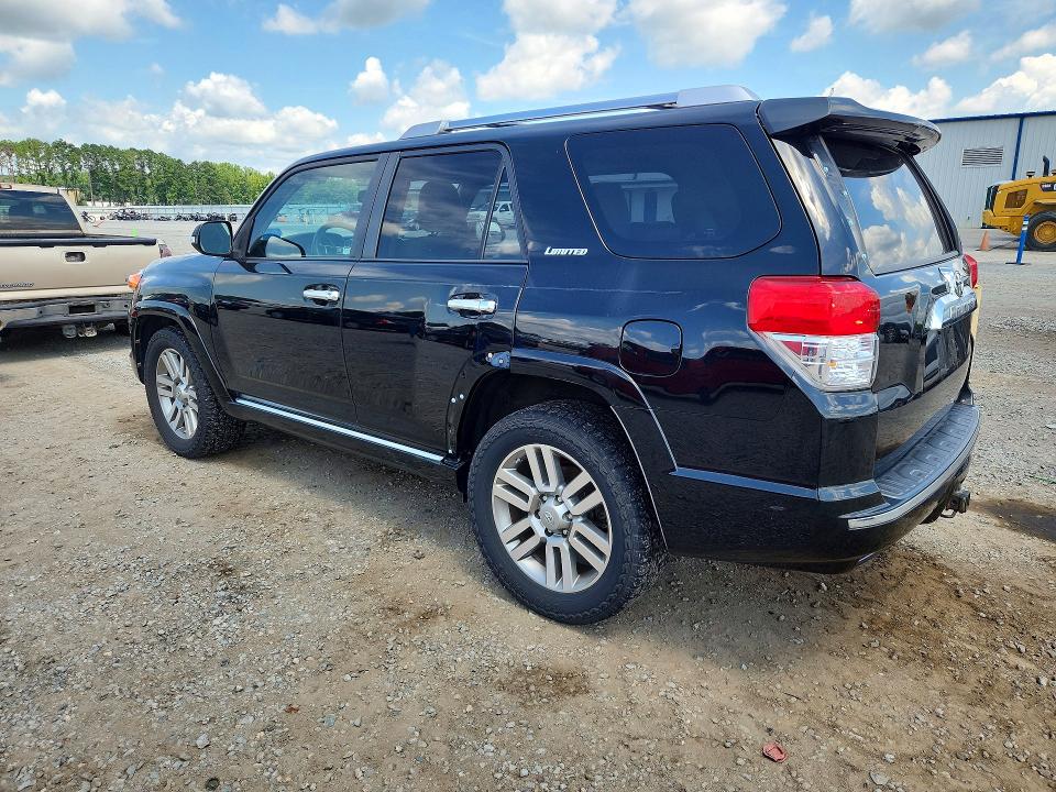 Photo 2 from auction – 2011 TOYOTA 4RUNNER with VIN JTEZU5JR6B5020177