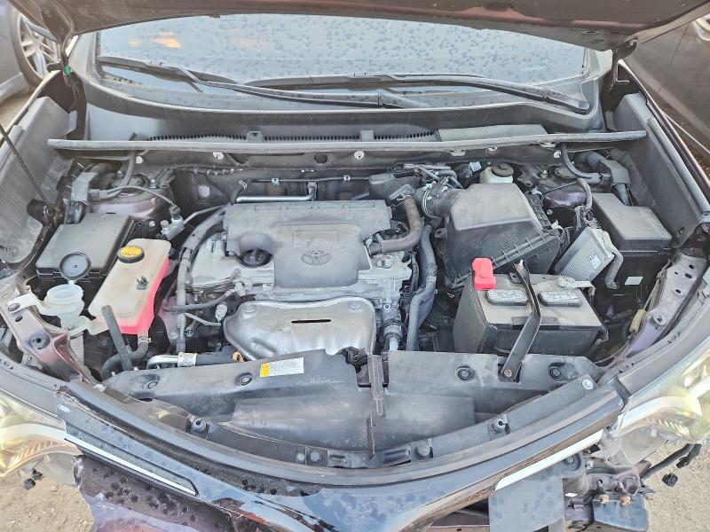 Photo 11 from auction – 2017 TOYOTA RAV4 with VIN 2T3RFREV0HW689253