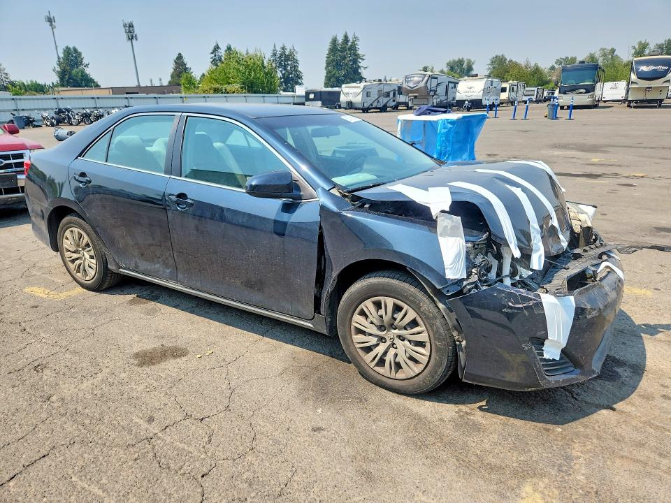 Photo 4 from auction – 2014 TOYOTA CAMRY with VIN 4T4BF1FK8ER358762
