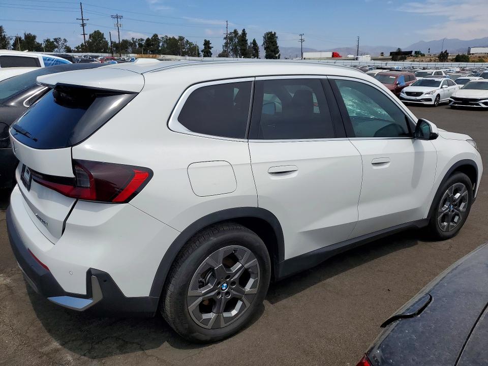 Photo 3 from auction – 2023 BMW X1 with VIN WBX73EF0XP5Y21522