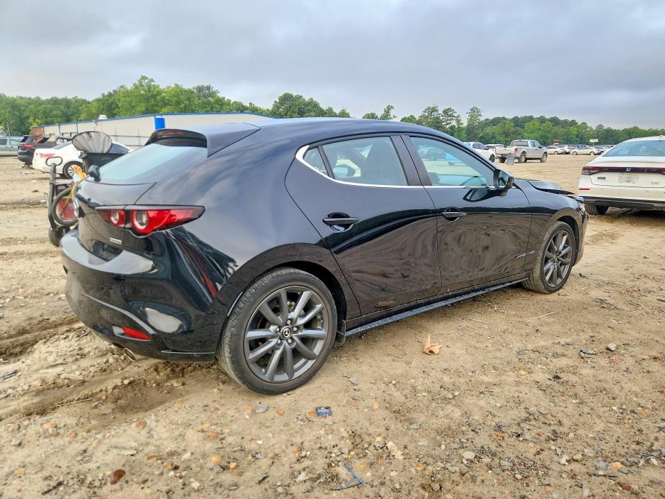 Photo 3 from auction – 2022 MAZDA 3 with VIN JM1BPALL3N1502101