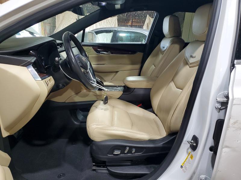 Photo 7 from auction – 2018 CADILLAC XT5 with VIN 1GYKNDRS8JZ132811