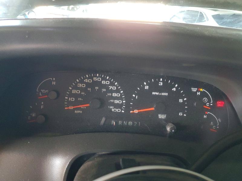 Photo 9 from auction – 2003 FORD F250 with VIN 1FTNF20L03EC28985