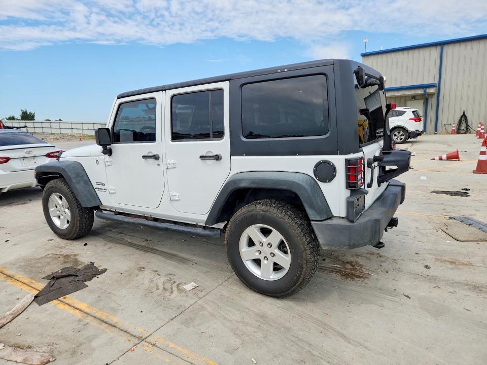 Снимка 2 от търг – 2015 JEEP WRANGLER UNLIMITED с VIN 1C4BJWDG0FL605546