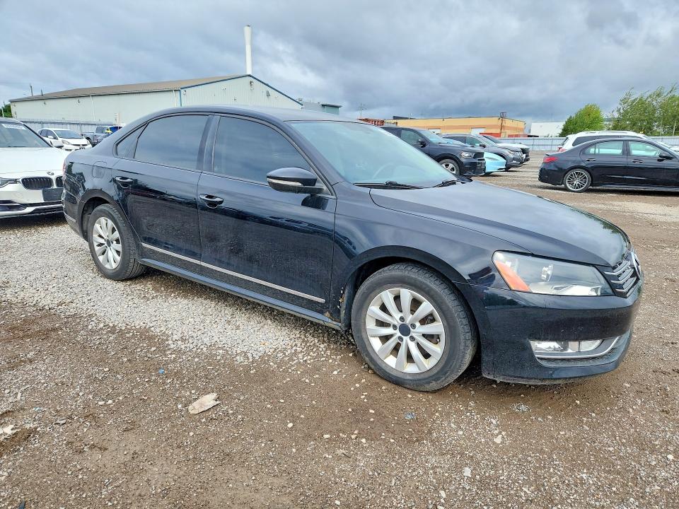 Zdjęcie 4 z aukcji – 2012 VOLKSWAGEN PASSAT z VIN 1VWAN7A37CC007230