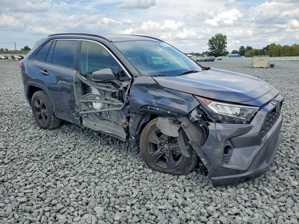 Photo 4 from auction – 2020 TOYOTA RAV4 with VIN JTMP1RFV0LJ027815