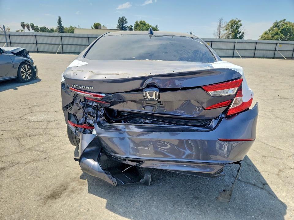 Photo 6 from auction – 2018 HONDA ACCORD with VIN 1HGCV1F32JA254229
