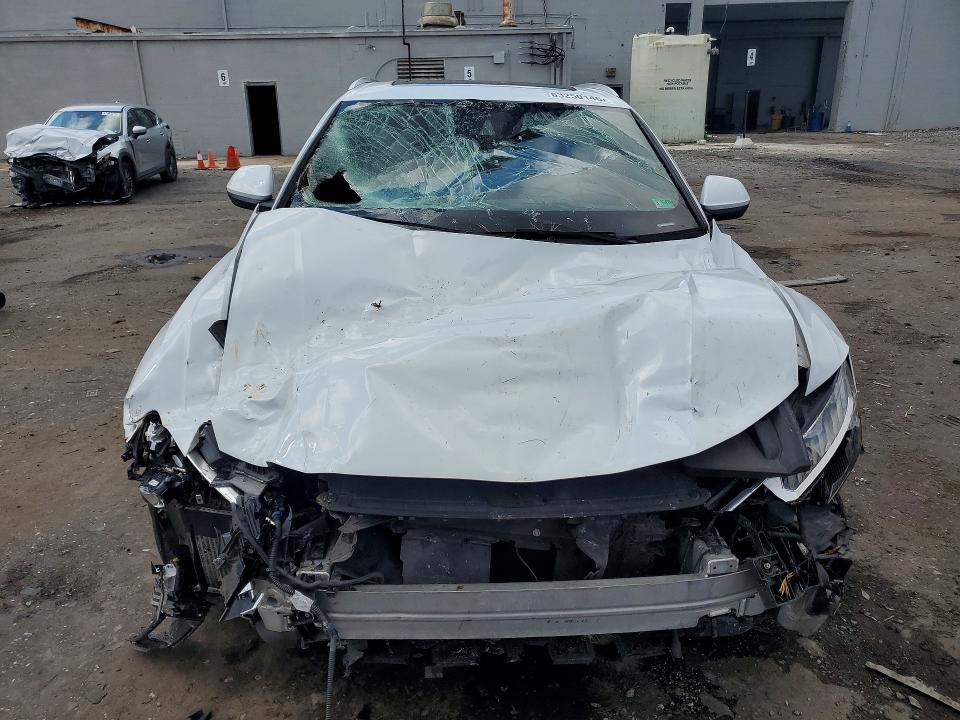 Photo 5 from auction – 2019 AUDI Q8 with VIN WA1CVAF18KD034651
