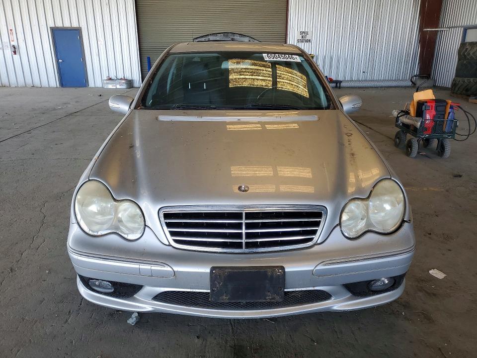 Photo 5 from auction – 2007 MERCEDES-BENZ C with VIN WDBRF52H17A934516