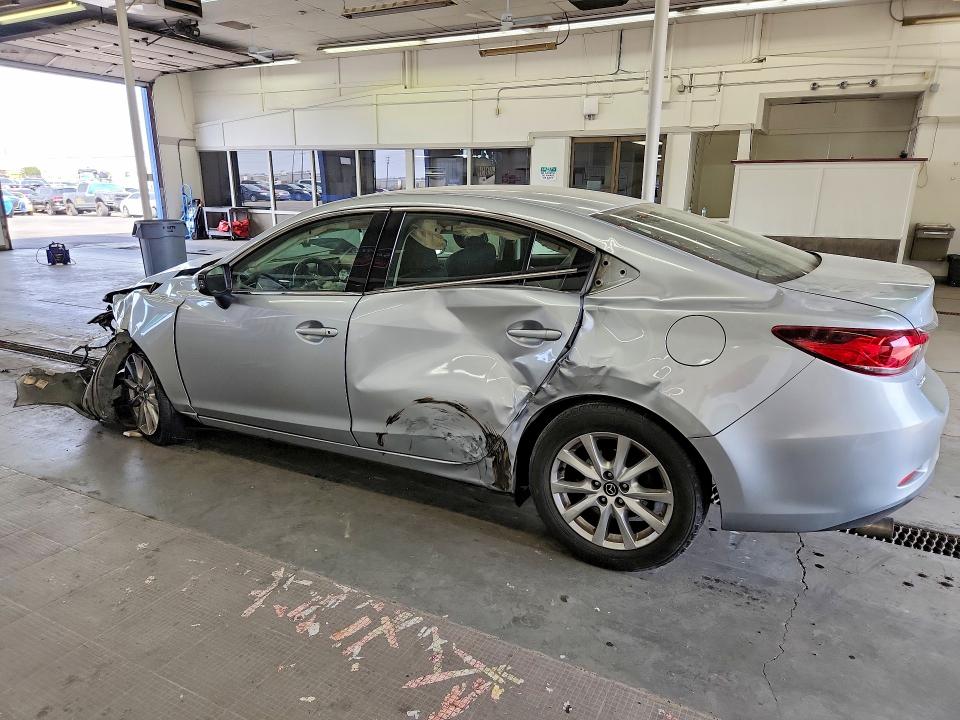 Photo 2 from auction – 2016 MAZDA 6 with VIN JM1GJ1U57G1411326