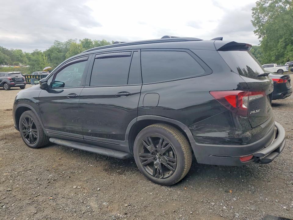 Photo 2 from auction – 2022 HONDA PILOT with VIN 5FNYF6H78NB072854