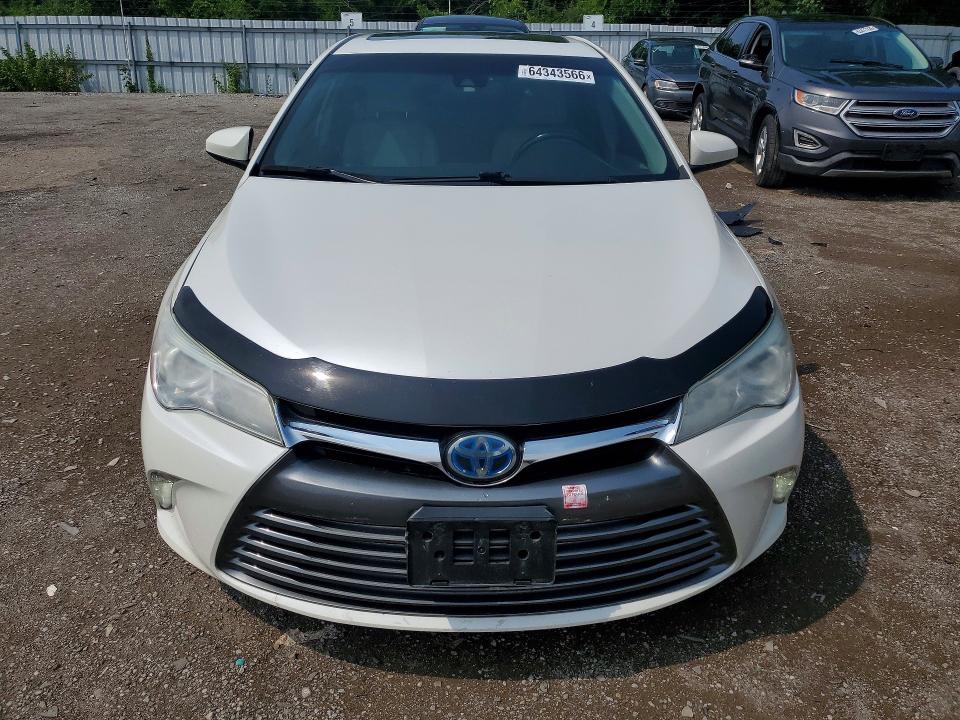 Photo 5 from auction – 2017 TOYOTA CAMRY with VIN 4T1BD1FK7HU201762
