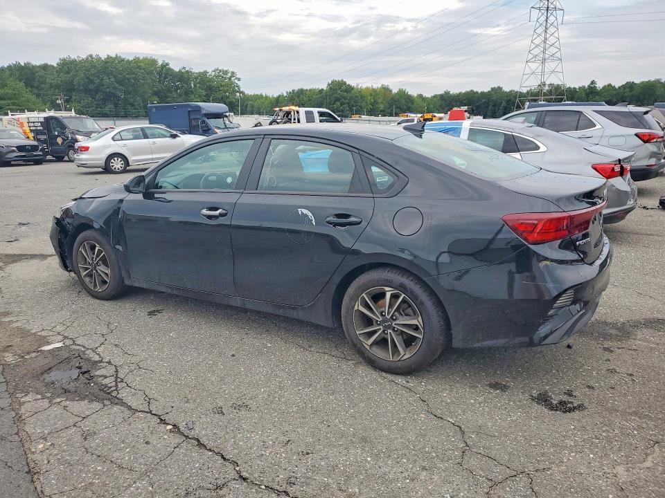 Photo 2 from auction – 2024 KIA FORTE with VIN 3KPF24AD0RE761399