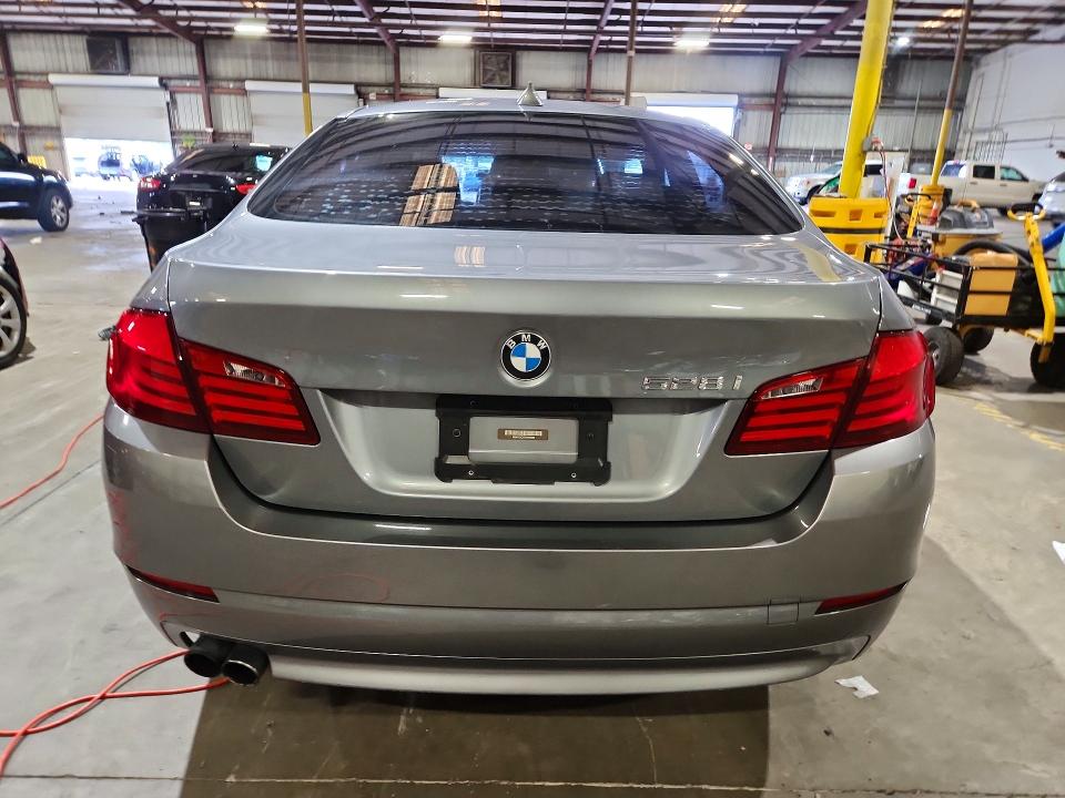 Photo 6 from auction – 2013 BMW 528 with VIN WBAXG5C53DDY36685