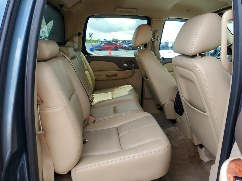 Photo 10 from auction – 2012 CHEVROLET AVALANCHE with VIN 3GNMCFE04CG122470