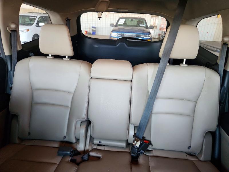 Photo 10 from auction – 2016 HONDA PILOT with VIN 5FNYF5H51GB027394