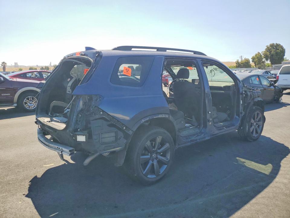 Photo 3 from auction – 2023 HONDA PILOT with VIN 5FNYG1H39PB028085
