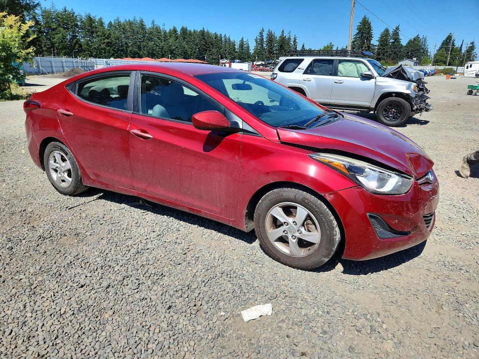 Photo 4 from auction – 2015 HYUNDAI ELANTRA with VIN 5NPDH4AE2FH633347